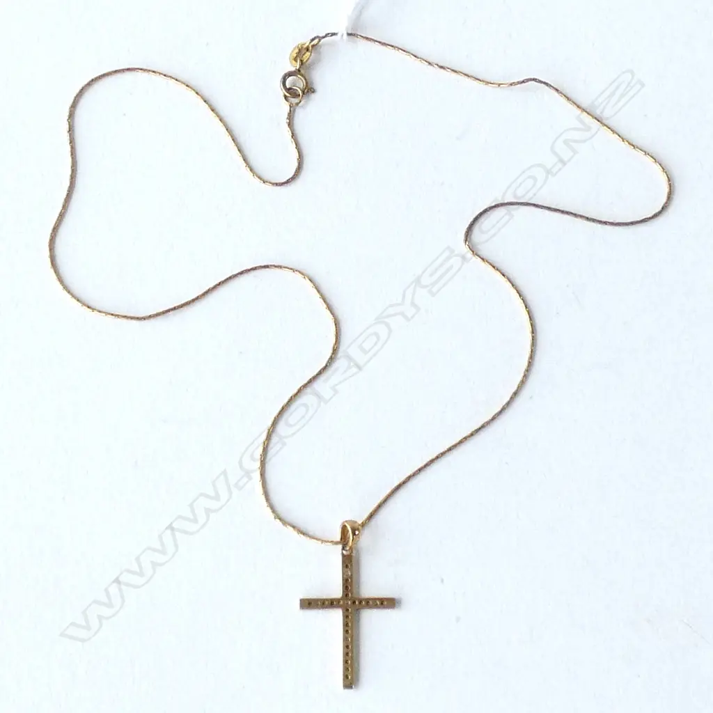 9CT GOLD DIAMOND SET CROSS ON SILVER CHAIN Image 1++