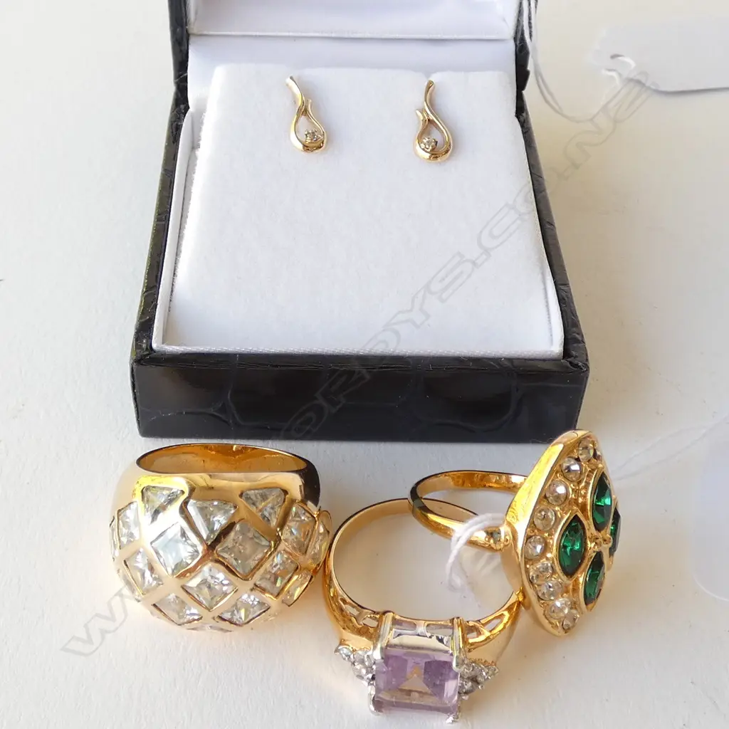 3X GOLD PLATE DRESS RINGS & 9CT DIA. STUDS Image 1++