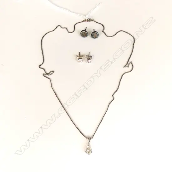 CZ PEAR SHAPED PENDANT 925 CHAIN + PR STG CZ STUDS + OROTON STUDS
