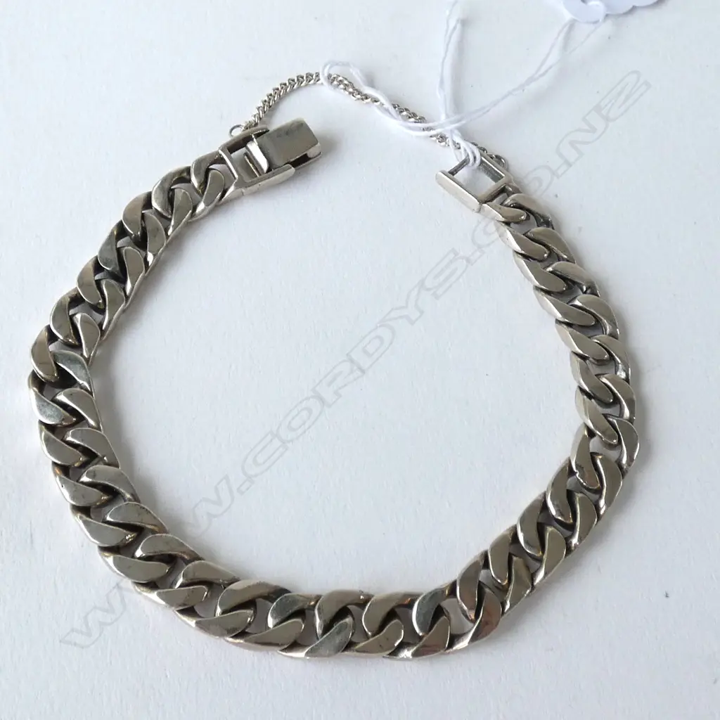 SILVER FLAT CURB LINK BRACELET 31GMS Image 1++