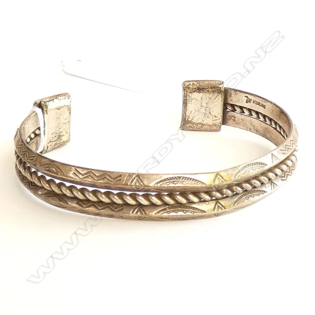 STERLING MARKED BRACELET Image 1++