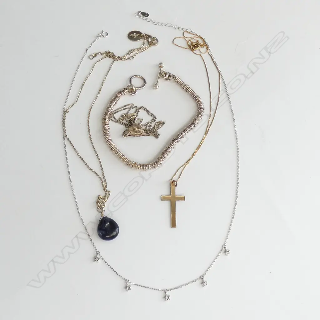 ASST. STG, GOLD NECKLACES Image 1++