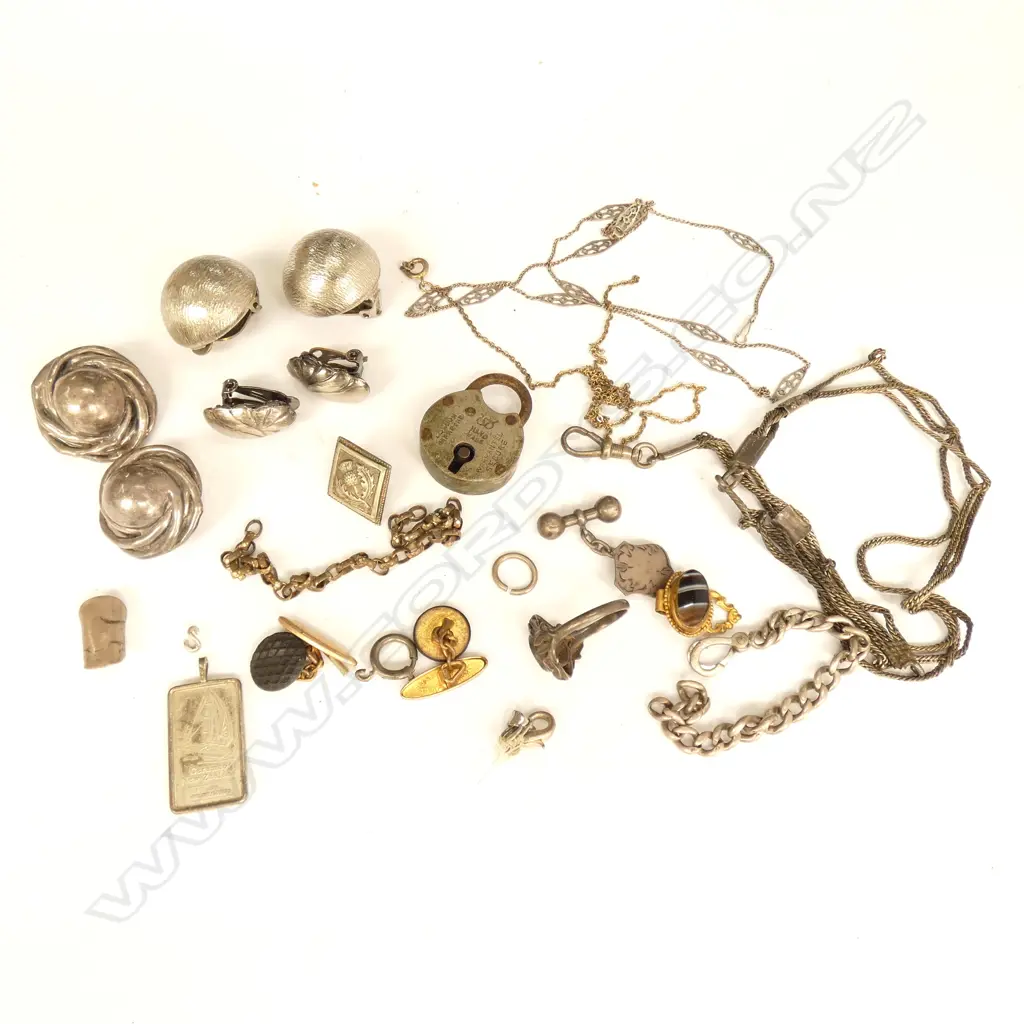 ASST. SILVERTONE / STG SILVER ITEMS Image 1++