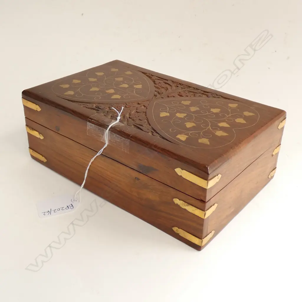 CARVED WOODEN JEWELLERY BOX BRASS INLAY L. 200MM  Image 1++