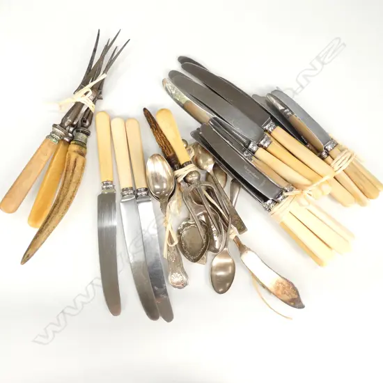 COLLECTION EP CUTLERY INCL. MANY BONE HANDLED KNIVES