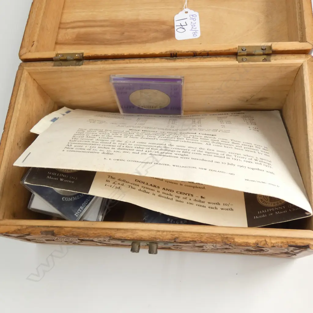 COLLECTION OF NOTES AND COINS IN SMALL CAMPHOR BOX  Image 1++