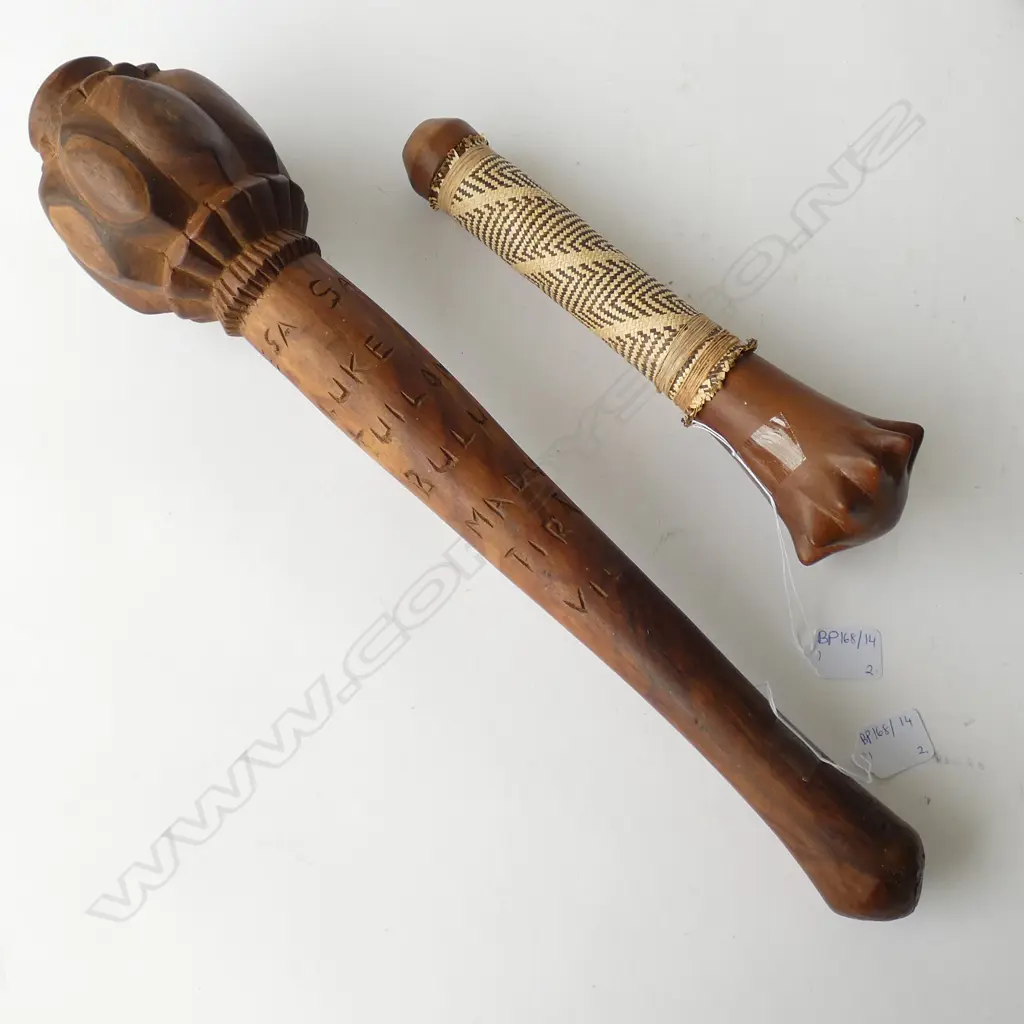 2 ULA THROWING CLUBS LARGEST L. 520MM Image 1++