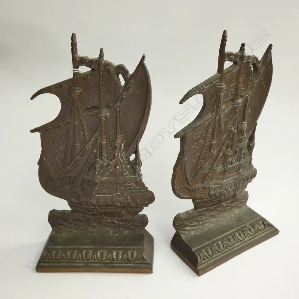 A PR OF VINTAGE SAILING SHIP BOOKENDS BRONZE Image 1++