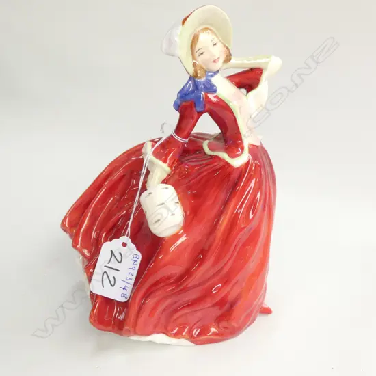 R/DOULTON FIGURE AUTUMN BREEZE