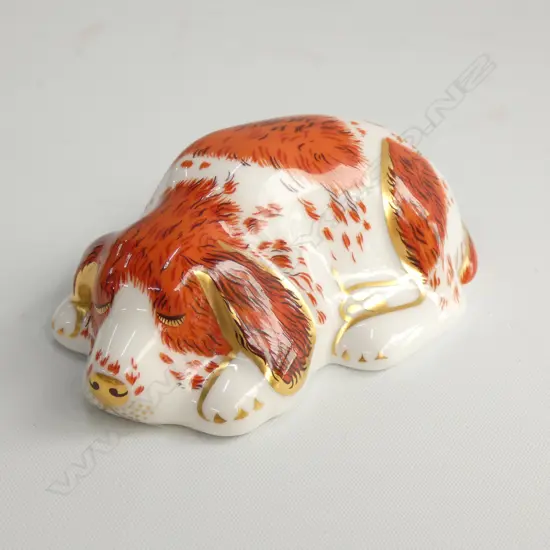 R/CROWN DERBY PUPPY  PAPERWEIGHT