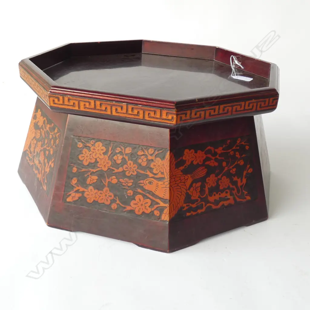 ORIENTAL LACQUERED OCTAGONAL PLANT POT STAND... Image 1++