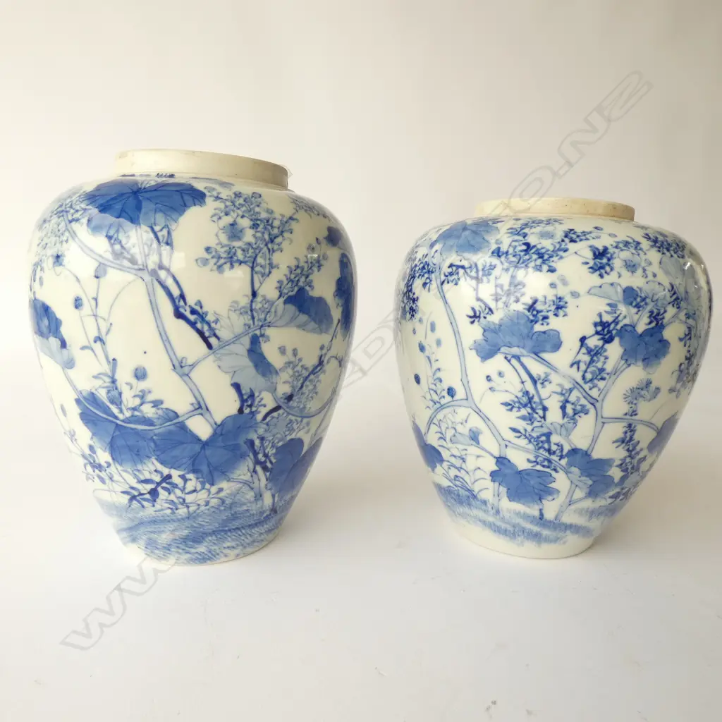 PR OLD CHINESE B&W PORCELAIN GINGER JARS... Image 1++