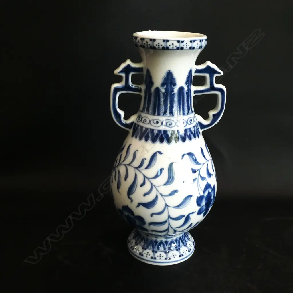 CHINESE BLUE & WHITE VASE H.21cm Image 1++