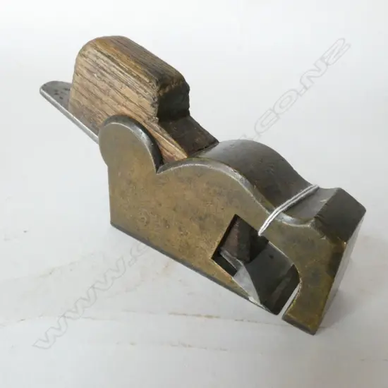 G. MILLER BULLNOSE PLANE, BRASS WITH STEEL SOLE