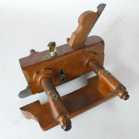 MATHIESON & SON No.7B SCREW STEM PLOUGH PLANE