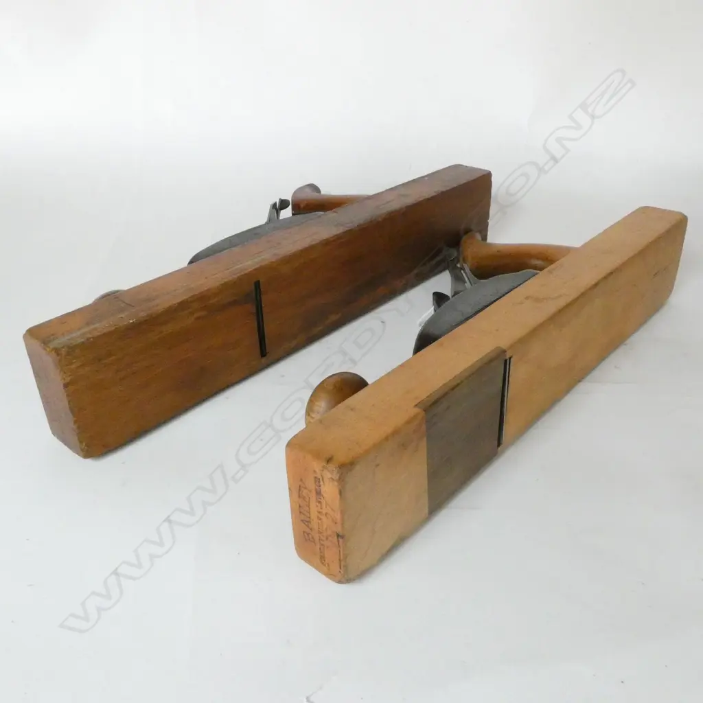 STANLEY No.26 & No.27 TRANSITIONAL PLANES (REPAIR TO THROAT OF 27) Image 1++