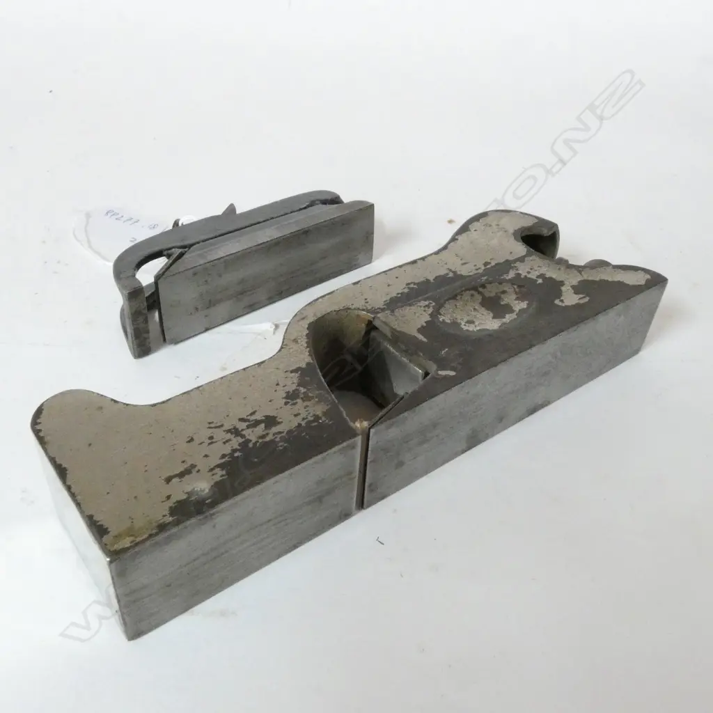 STANLEY No.94 TYPE 1 CABINET MAKERS RABBET PLANE & STANLEY NO.75 BULLNOSE PLANE Image 1++