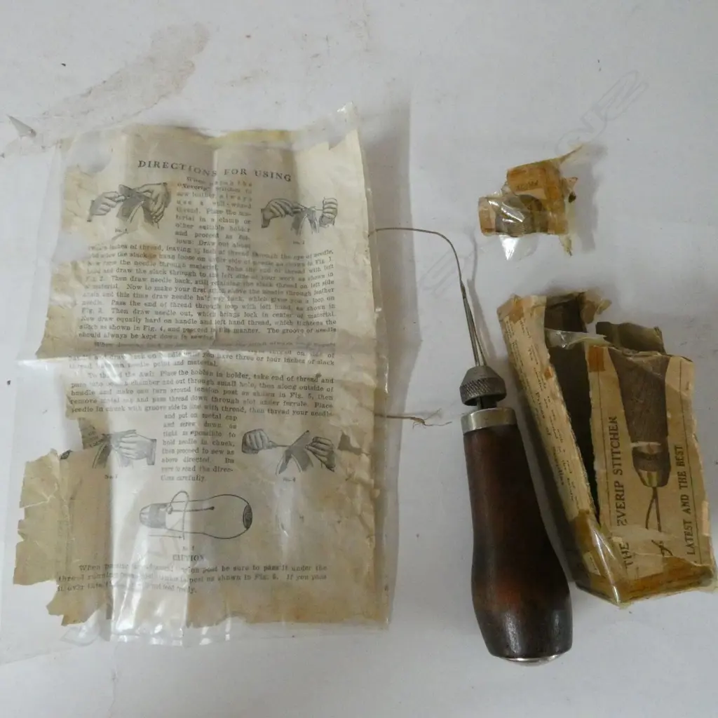 LGE CLASP KNIFE, NEVERIP LEATHER STITCHER, MARVEL EMBROIDERY MACHINE & IVORY HANDLED BUTTON HOOK (4) Image 1++
