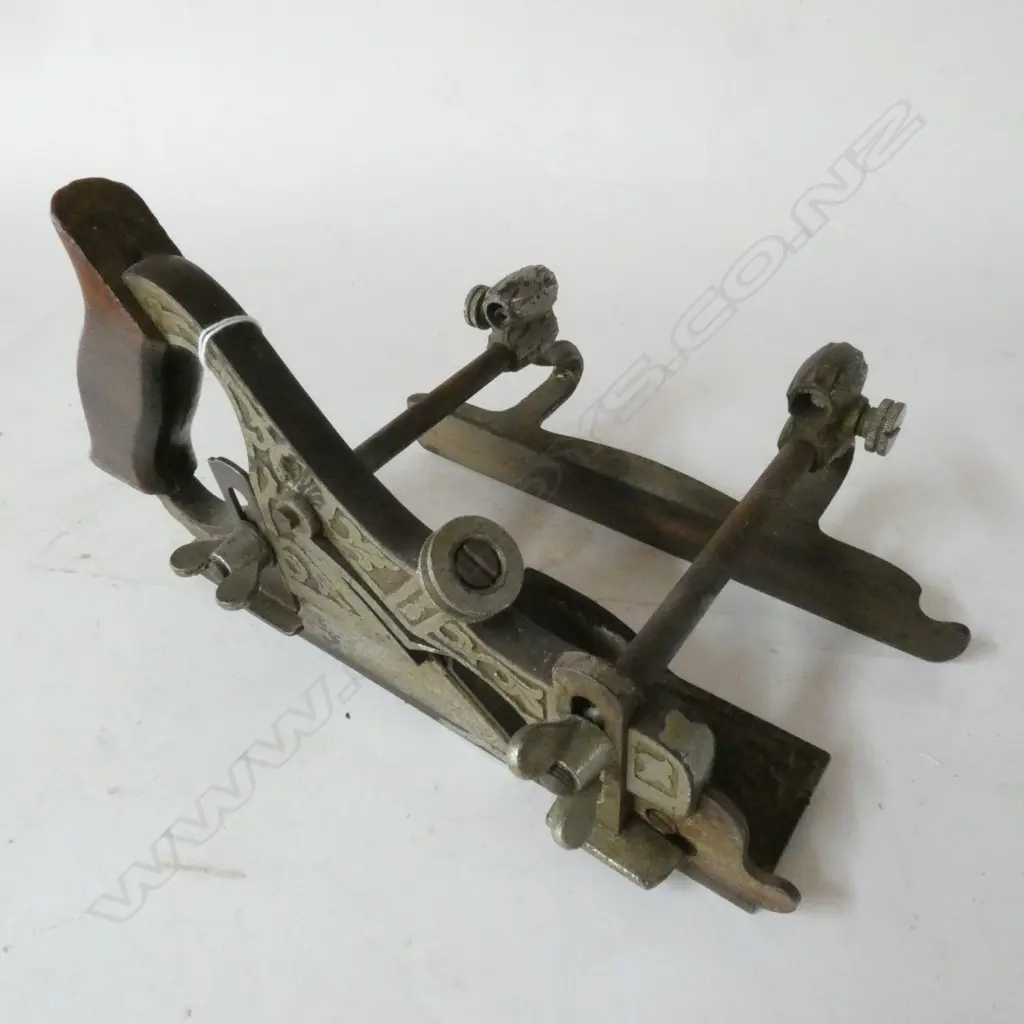 STANLEY NO. 141 PLOW / FILLESTER COMBINATION PLANE WITH COMPLETE SET BLADES + INSTRUCTIONS Image 1++