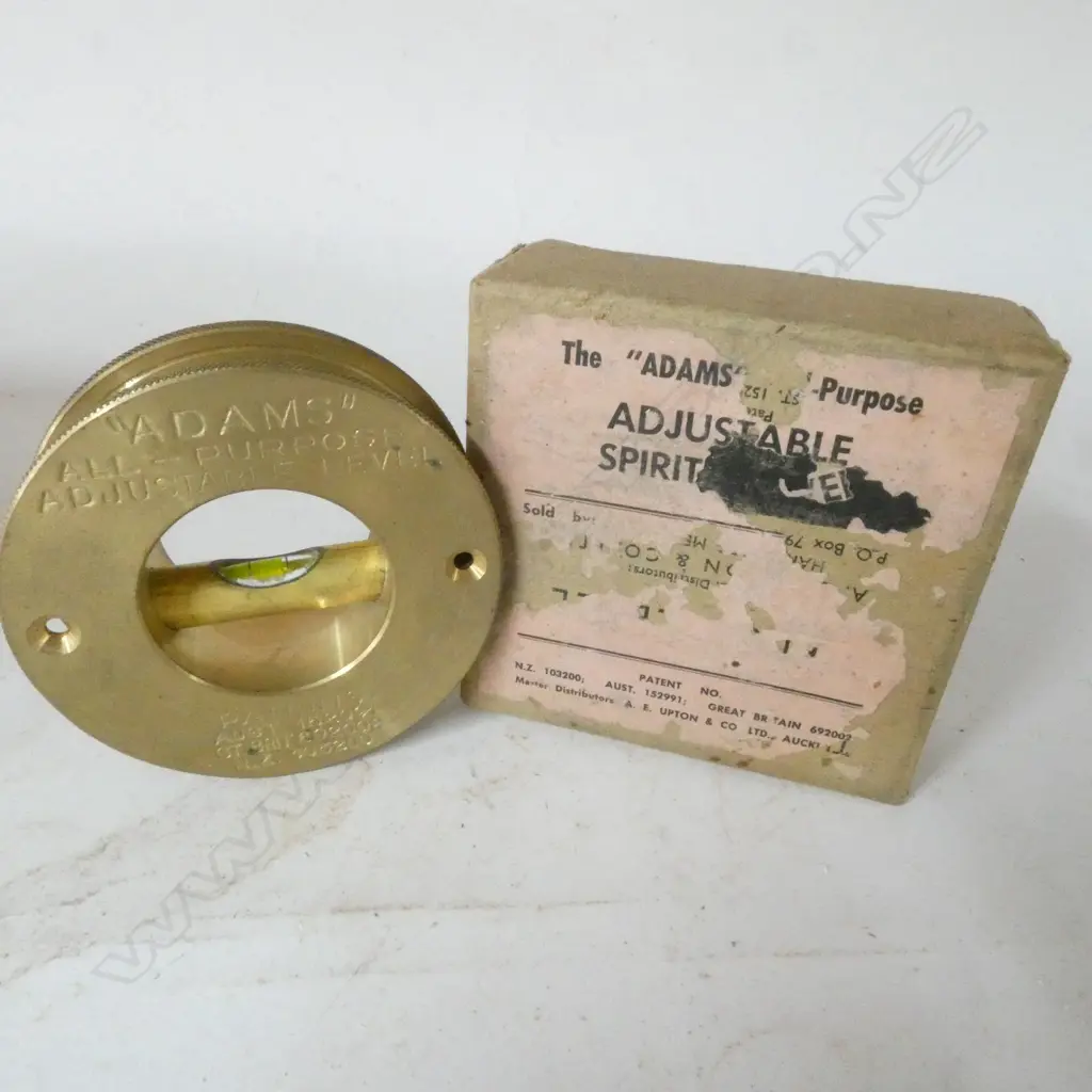 DISSTON No.10 SAW SET TOOL, SILEX DOWELLING JIG, ADAMS ALL-PURPOSE LEVEL & BRASS 4½" SELF-LOCKING PLUG (3) Image 1++