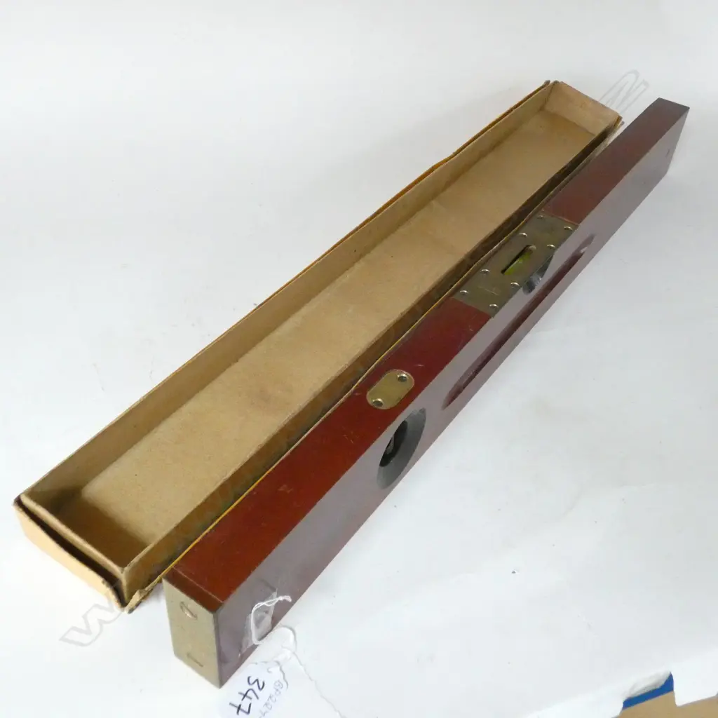 26" STANLEY No.3 CHERRY WOOD LEVEL IN ORIGINAL BOX  Image 1++