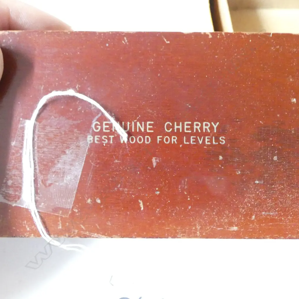 26" STANLEY No.3 CHERRY WOOD LEVEL IN ORIGINAL BOX  Image 1++
