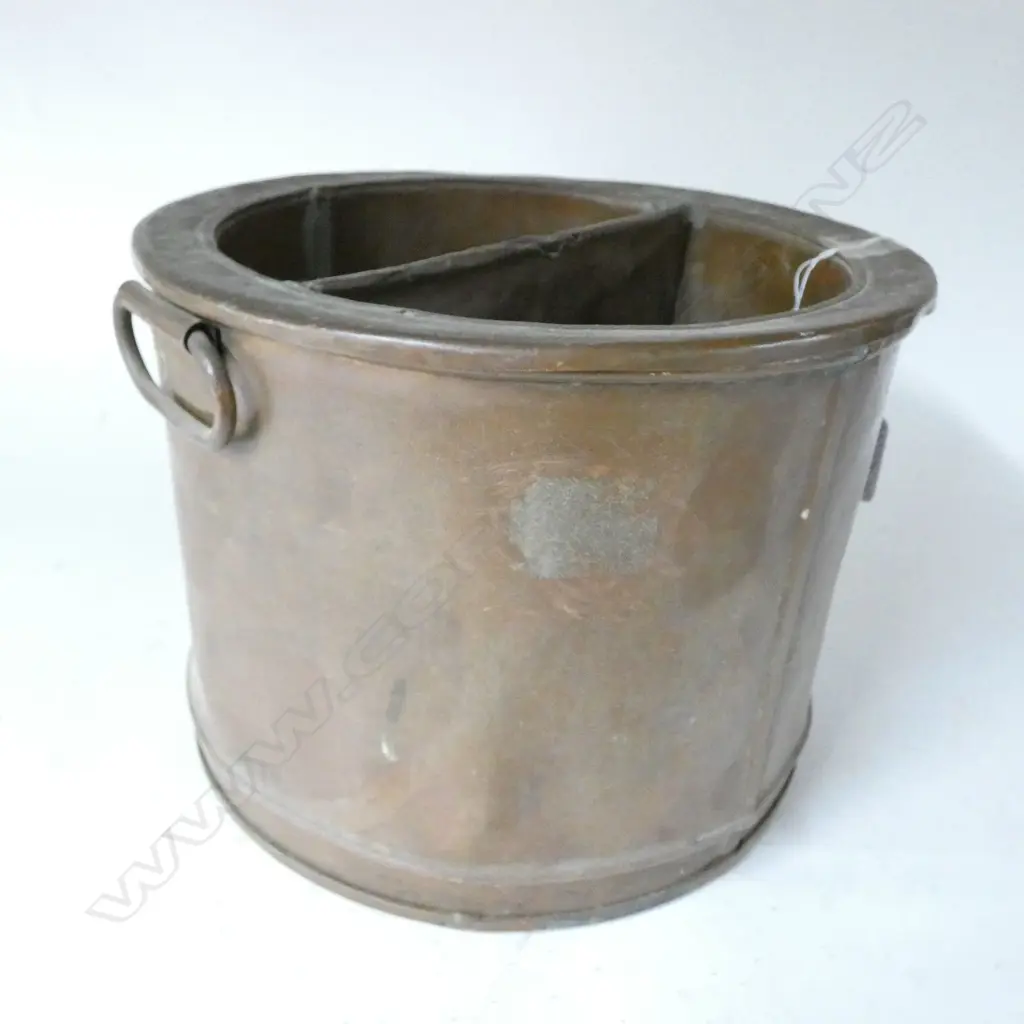 COPPER BAIN MARIE WITH TWO SECTION LINER Image 1++