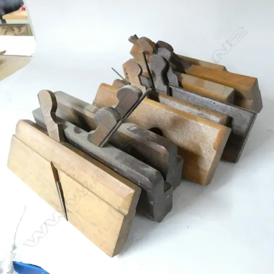 8 MOULDING PLANES