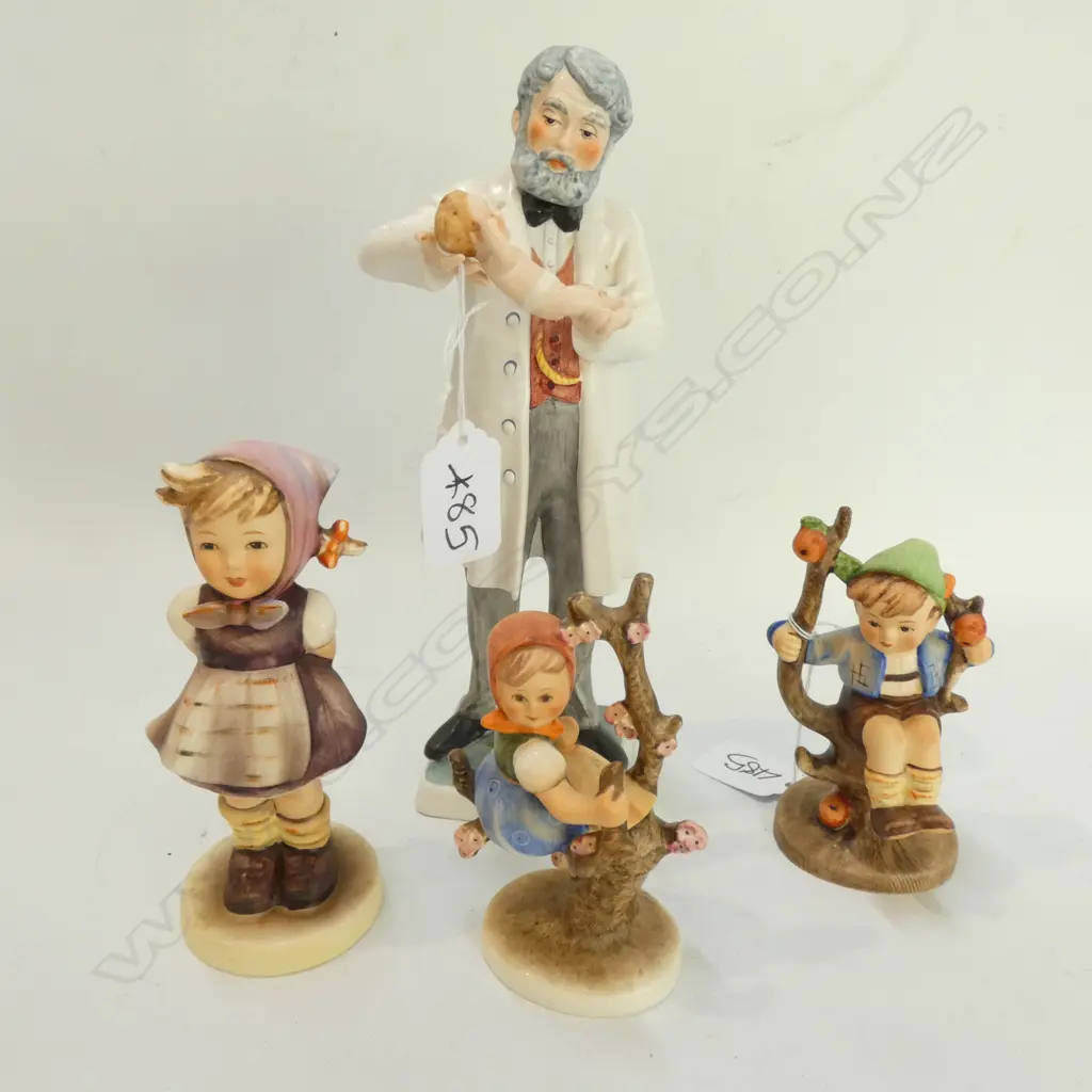 4 GEOBELS FIGURES Image 1++