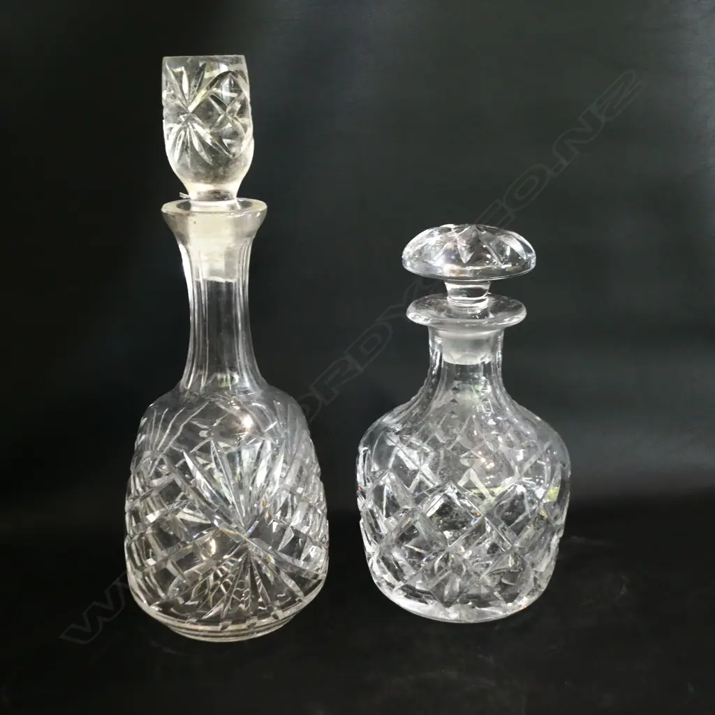 2 CRYSTAL DECANTERS Image 1++