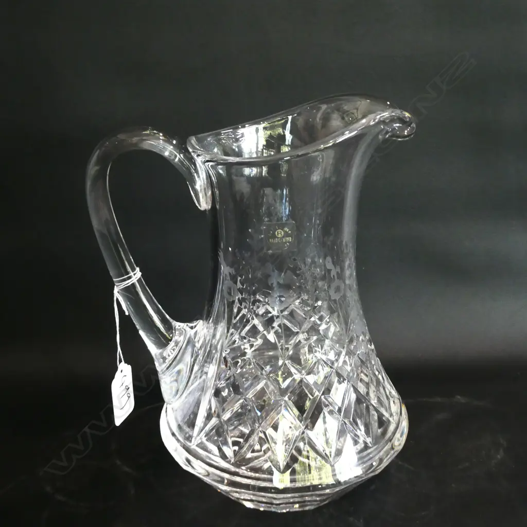 LARGE CRYSTAL JUG Image 1++