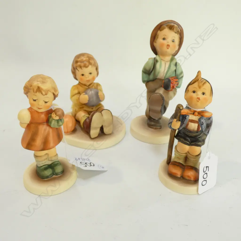 4 HUMMEL GLOBE TROTTER 79--PUPPET PRINCESS 2103A, AT PLAY 632--LITTLE HIKER 16 2/0 Image 1++