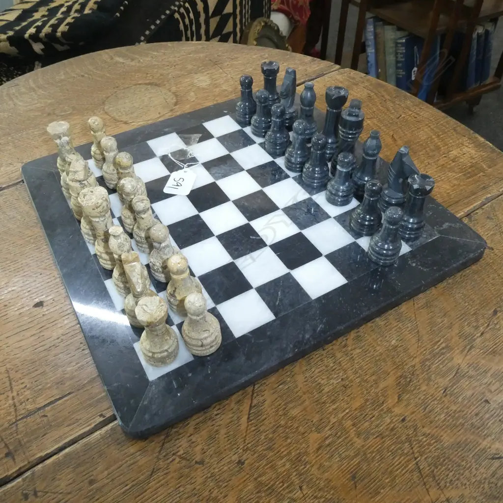 MARBLE CHESS SET Image 1++