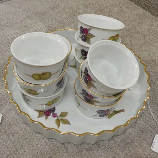 EVESHAM QUICHE DISH + 10 CODLERS