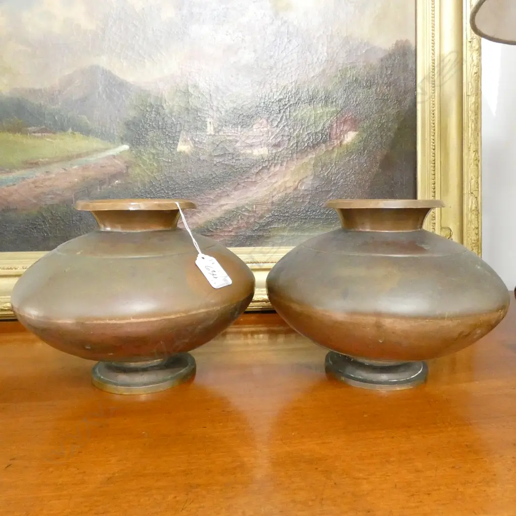 PR INDIAN TEMPLE JARS 220MM DIA Image 1++