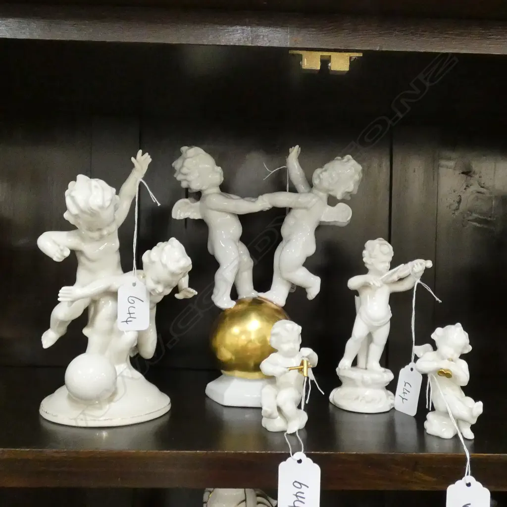 5 CONTENENTAL PUTTI ORNAMENTS Image 1++