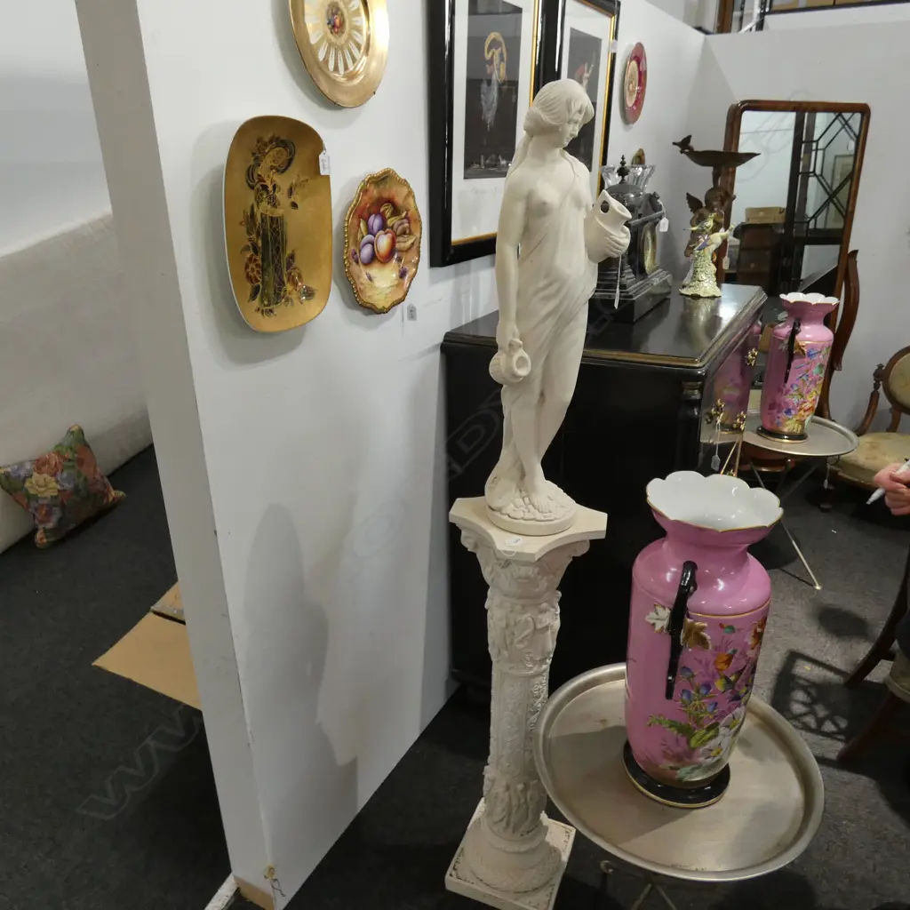 WHITE FIGURAL LADY ON PLINTH Image 1++