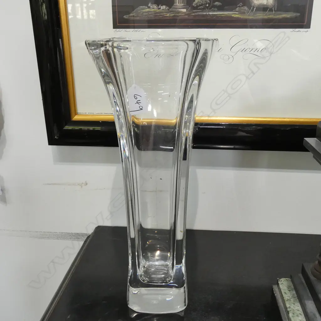 LARGE CLEAR GLASS FRENCH VASE Image 1++