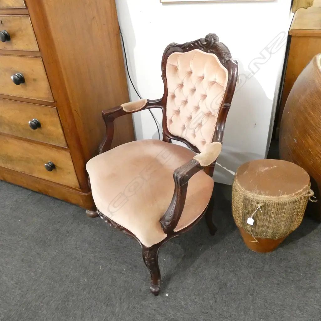 FRENCH STYLE OPEN ELBOW CHAIR Image 1++