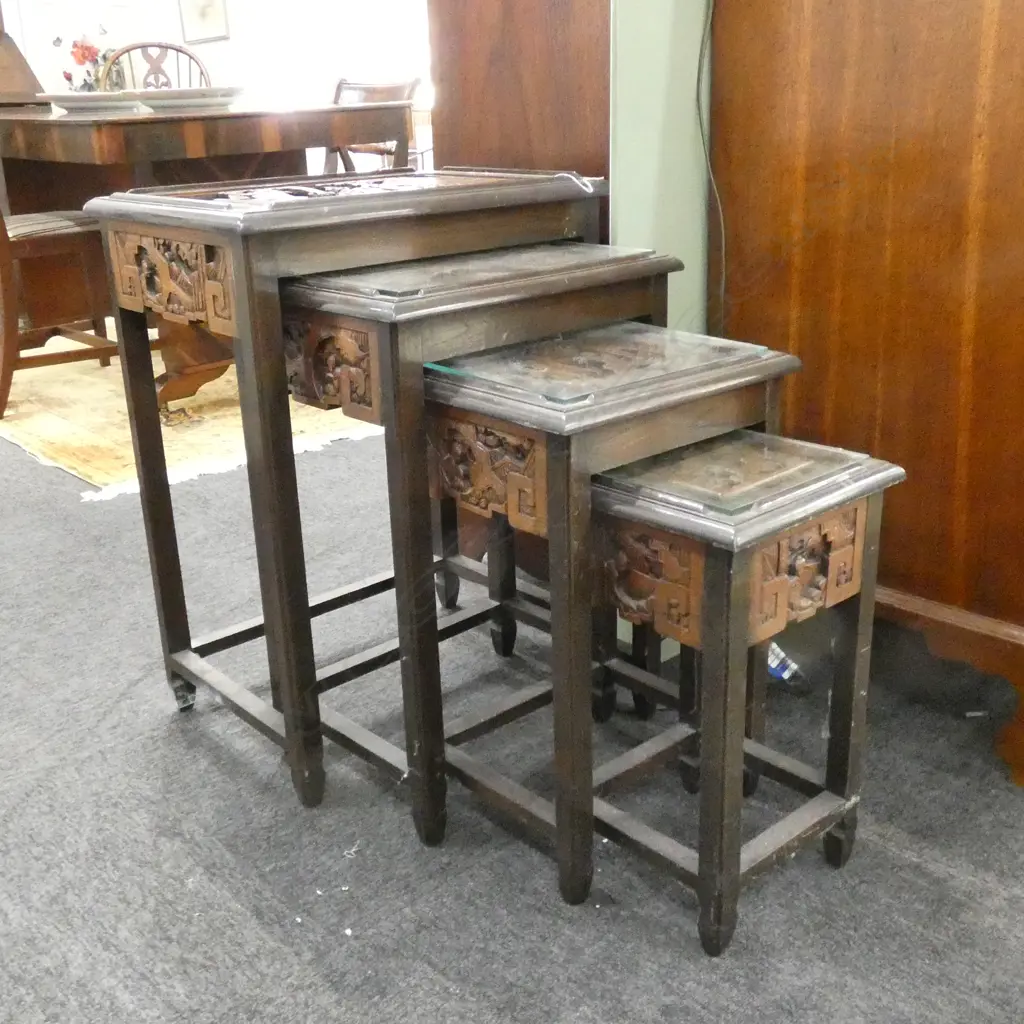 CHINESE CARVED NEST OF 4 SIDE TABLES Image 1++