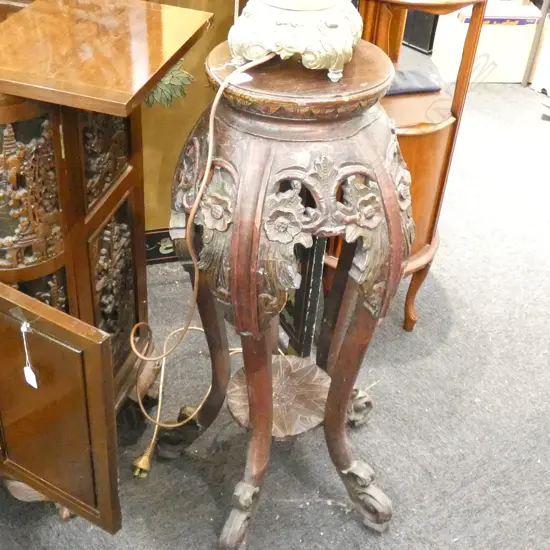 CARVED WOODEN ORIENTAL PLANT STAND