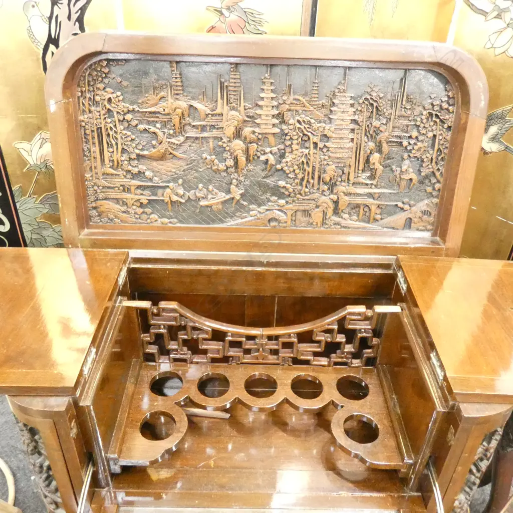 CHINESE CARVED COCKTAIL CABINET Image 1++