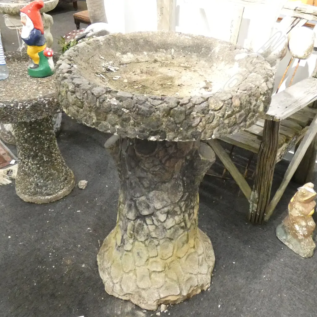 FAUX BOIS (IMITATION WOOD) BASE BIRD BATH H. 900MM 670MM DIA Image 1++
