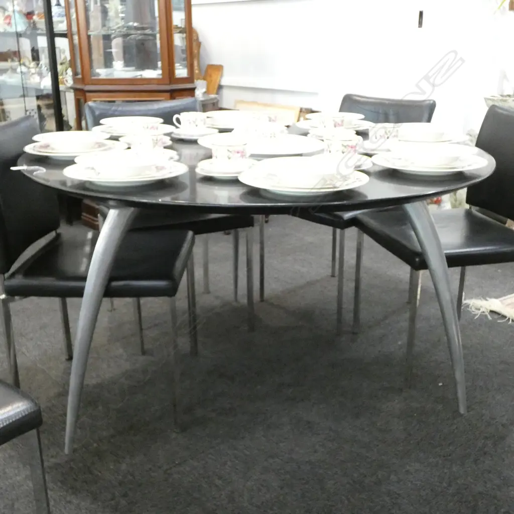 ITALIAN GRAN TUCANO MAGIS MARC BERTHIER DESIGN CIRCULAR TABLE WITH 3 STEEL LEGS 1280MM DIA Image 1++