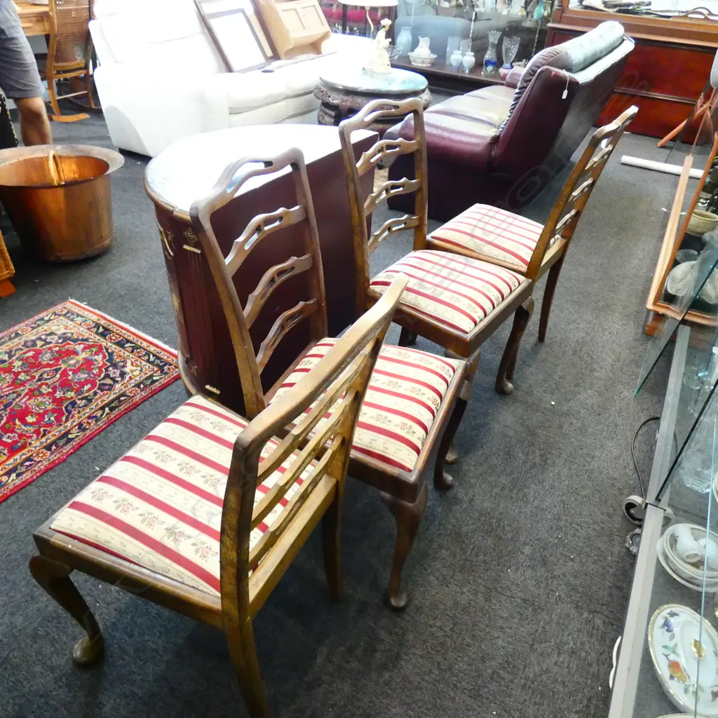 4X UPHOLSTERED QUEEN ANNE STYLE DINNING SARIS  Image 1++