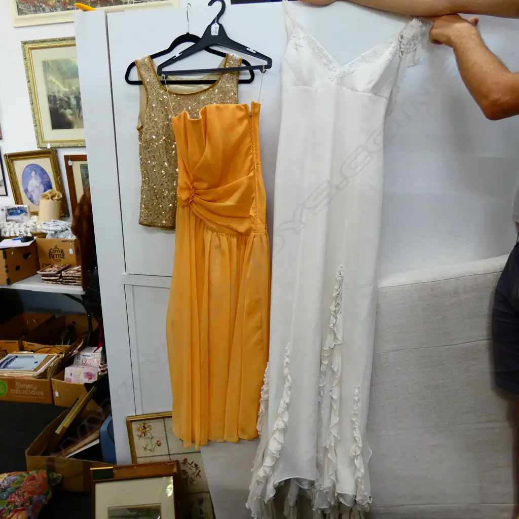 3 PCES VINTAGE FASHION; WHITE LIZ MITCHELL DRESS, SEQUIN TOP, ORANGE DRESS Image 1++