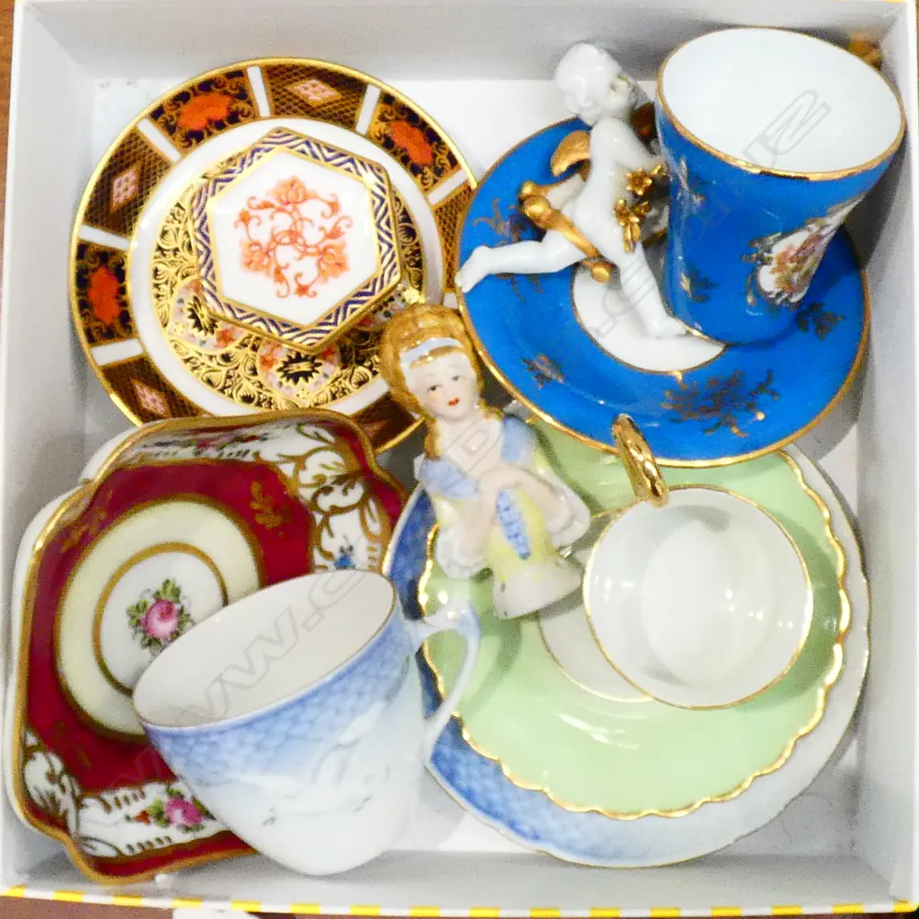 LOT ASST HALF DOLLS+ 3 R.C.D COFFEE CANS ETC Image 1++