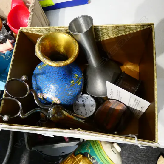 BOX LOT CLOISONNE & PEWTER VASE, CANDLE WICK SCISSORS, MESH COIN PURSE, POCKETWATCH, ZEBRASTONE ETC