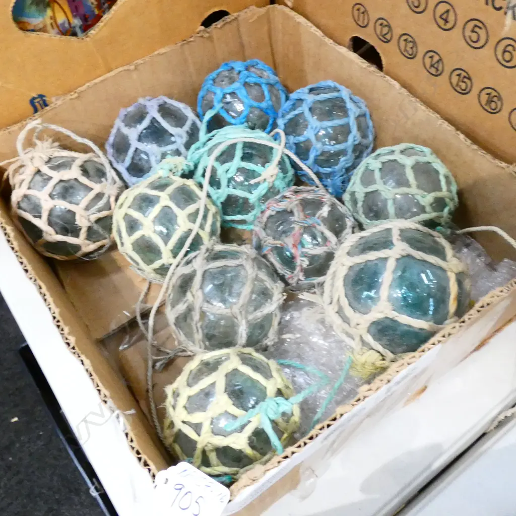 11 SMALL GLASS FISHING FLOATS WITH NETTING Image 1++