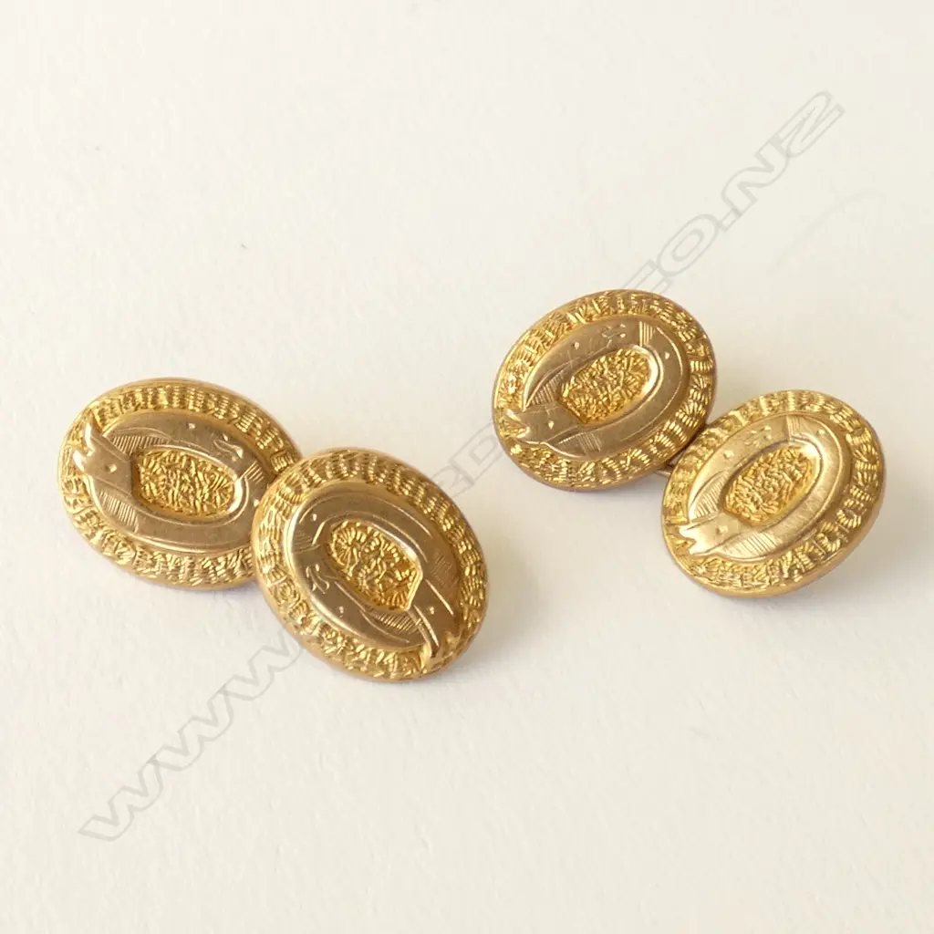 PAIR OF GOLD PLATED CUFFLINKS - BOXED Image 1++